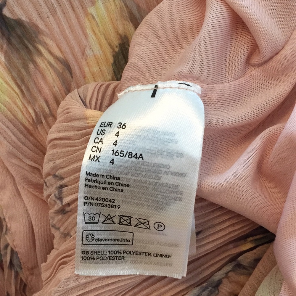 H&M - Picture 7 of 7
